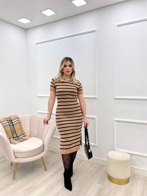 Vestido mica capuz - Imagem 5